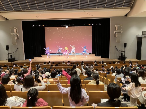 盛り上がる会場の様子