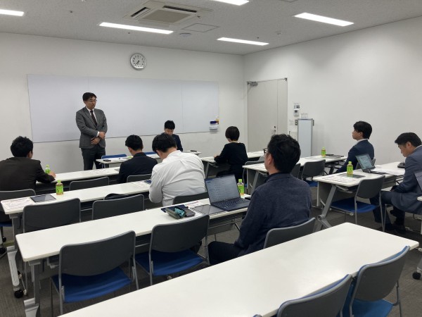幹事会の様子