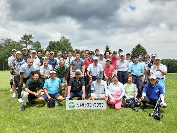 初日集合写真
