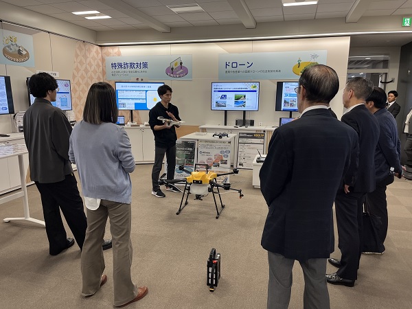 視察会の様子（ドローン）