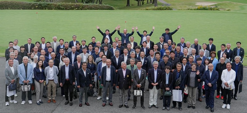参加者の集合写真