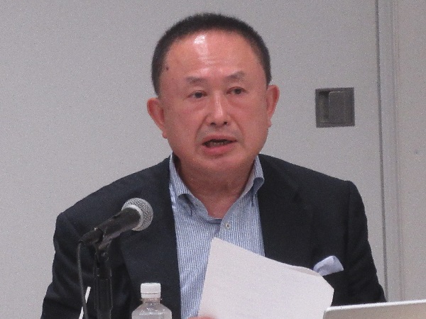 冒頭挨拶をする宮入委員長（株式会社宮入 社長）