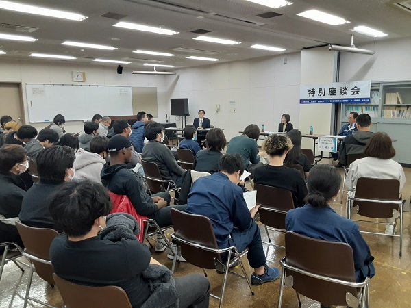 会場の様子