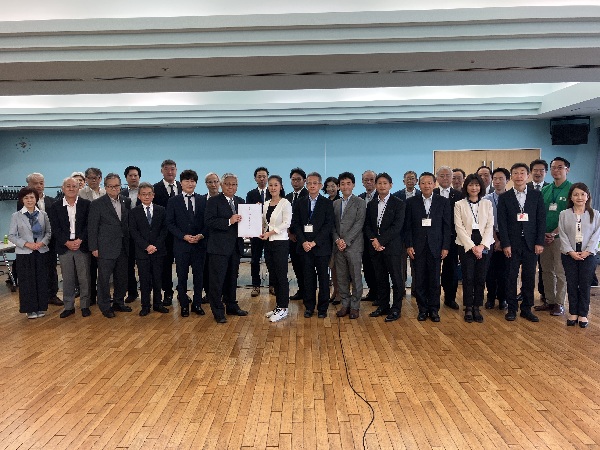 意見書提出の様子