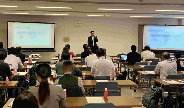 ピッチの様子