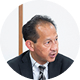 総務部　部長　山﨑　勝朗