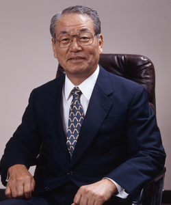 吉田　一成