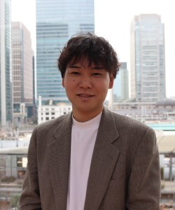 坪谷　亮