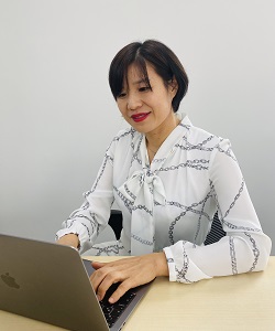 張 春梅