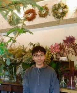 近藤　泰史