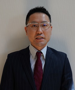 新井 正恭