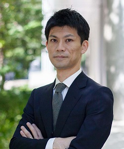 新垣 貴人