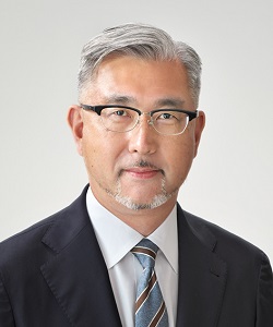 亀井 泰人