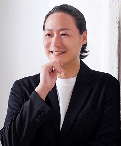 山根　謙生