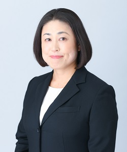 南川　麻奈美