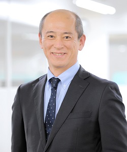 西村 賢治