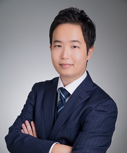 友坂　光