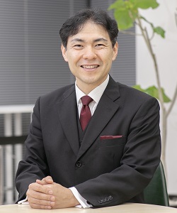 新井　直之