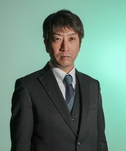 泉 謙治