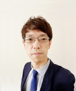 花木 英雄