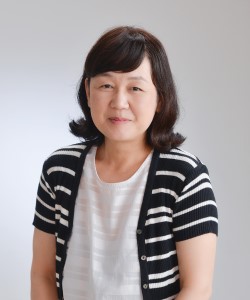 山下　奈津子