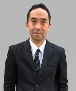 山岸 順