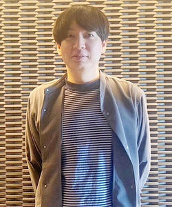 小原　健太