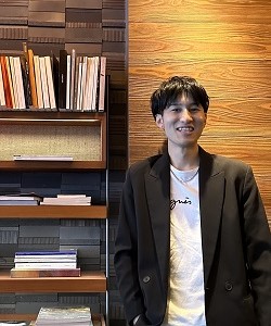 加藤　智裕