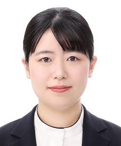 穐原　愛莉