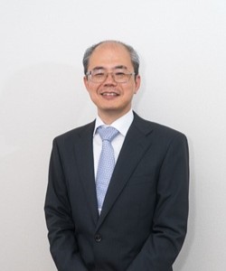 秋野　圭崇