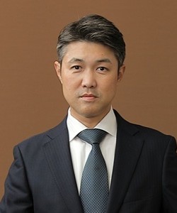 鈴木　亮