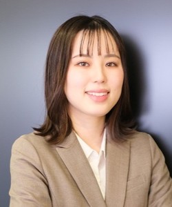 アンドレアス　茉里名